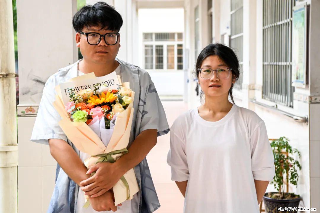 全网追的“扁担女孩”,找了一份暑假工,时薪12元 - 牡丹江生活资讯 - 牡丹江28生活网 mdj.28life.com